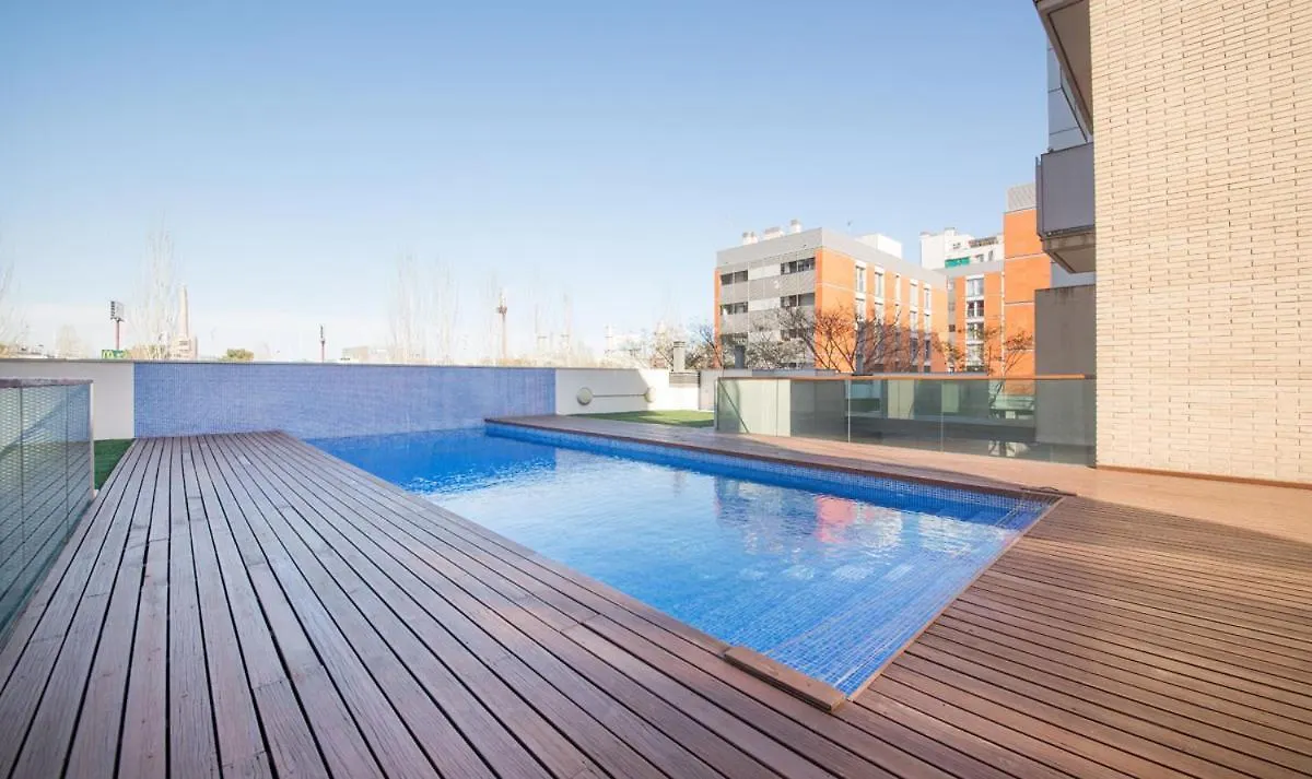 סנט אדריה דה בסוס Large Terrace Luxury Apartment